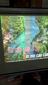 Máy chiếu mỏng Casio xj-s35. do sáng 2000lm.bóng đã dùng 172h