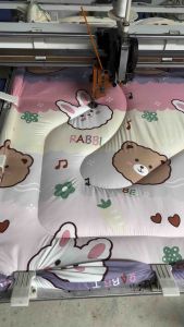 Flash sale 5.5ที่รองนอนอเนกประสงค์ ขนาด180x200cm หนา2นิ้ว ปูนอนแทนเสื่อยางได้ดี(ไม่มีสายรัด4มุม)