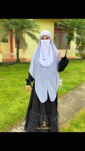 Maheera Hijab Segi Empat Oval & Jilbab Malay Khimar Terbaru by Queenameera
