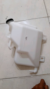 TABUNG AIR RADIATOR ISUZU NMR71/NLR71