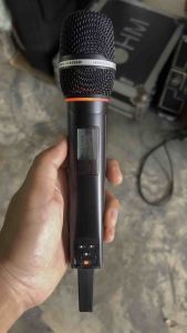 Skm9000 ไมคโครโฟนไร้สาย คลื่นใหม่ถูกต้อง ตัวใหม่ล่าสุด(จอฟ้า) ดีไซน์ใหม่ทั่งชุดหรูหรา คุณภาพเสียง