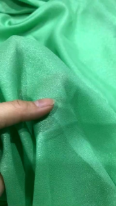 vải voan tơ màu xanh cốm mỏng nhẹ đẹp xinh _( khổ 1m5) may đầm váy áo kiểu thiết kế