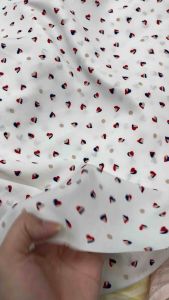 [HCM] Vải lụa hoa xinh xắn . Chất vải chuẩn đẹp . Khổ vải 14m