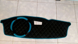 alas dashboard mobil minibus sigra / cover dashboard mobil calya / bahan kulit sintetis premium / bonus sarung stir mobil