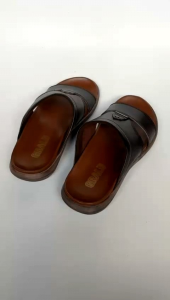 Sandal Kulit Pria Sendal slide PriaTapak Karet Tebal Slide Two