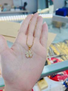 Dây chuyền mì xoắn xen kẽ kèm mặt 4 lá FULL đá tấm