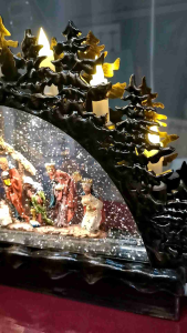 VINTAGE ARCH NATIVITY SCENE CHRISTMAS LANTERN DISPLAY (CHRISTMAS DECORATIONS )