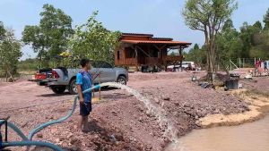 ปั้มหอยโข่ง handuro DC และ AC/DC และ DCHV high voltage 550w 750w 1100w 1500w 2200w 3000w หอยโข่ง 1แรง 2แรง 3แรง หอยโข่งDC AC/DC DCHV ปั๊มน้ำหอยโข่ง ปั๊มมอเตอร์ ปั๊มโซล่าเซลล์ ปั๊มหอยโข่งโซล่าเซลล์ Handuro