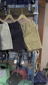 กางเกงขาสั้น H/M งานนำเข้า ความยาวเลยเข่า ใส่เที่ยว ทำงานได้