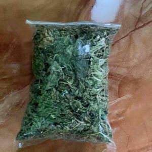 Daun kecubung kering asli 200 gram-az