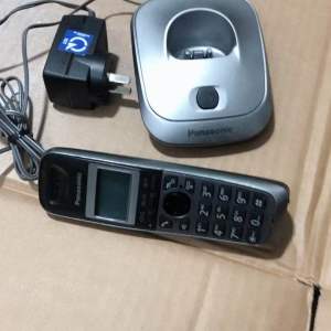 Điện thoại mẹ bồng con Panasonic 2511