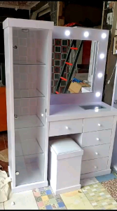 Meja Rias Lampu Meja rias Artis model mewah