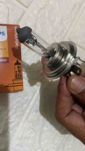 Bohlam Philips Lampu H4 Philips Premium Vision 60/50W P43T-38 KEU