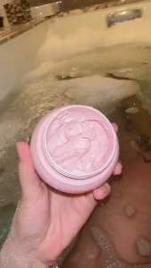 [𝗢𝗡-𝗛𝗔𝗡𝗗] CC Glam Cosmetics Premium Glow Australian Mask by Cris Clerigo