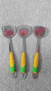 spatula stainless sutil stainless gagang plastik bentuk jagung anti karat