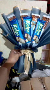 Buket Snack Ulang Tahun & Wisuda: Hadiah Unik yang Praktis