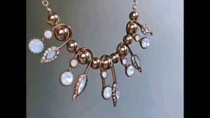 DaVee | Vintage Artificial gem gold necklace