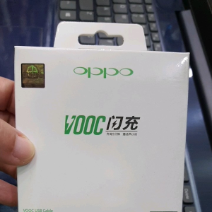 Kabel data OPPO VOOC fast charging micro USB dan Type C