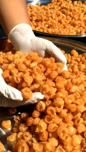 อบด้วยเตาไฟฟ้าโซล่าเซลล์ 200กรัม 5 ถุง ไม่แช่สารใดๆ หวานธรรมชาติ100% ไม่มีกลิ่นควัน เพื่อสุขภาพค่ะ คุณต้องลองชิม ลำไยอบแห้ง