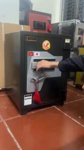 Két Sắt Việt Tiệp siêu cường cánh thép đặc bảy  7 mm khóa vân tay kết hợp điện tử