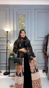 GAMIS SHAFIRA SET HIJAB SEGIEMPAT Gamis Dewasa Terbaru Crinkle Mix Ceruty Motif