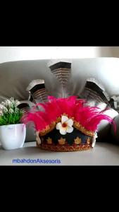 Asesoris Kepala Mahkota Bulu Mewah & Elegan