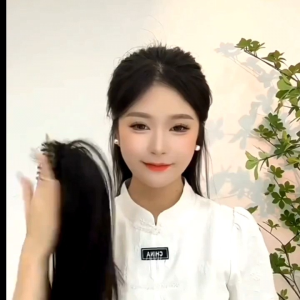 tóc giả nối dài 30 cm giống tóc thật một cách tự nhiên kẹp ngoạm nhẹ và chắc chắn. tóc đuôi gà hỗ trợ mua một đổi một. giao hàng hỏa tốc. cam kết hàng giống hệt như trong hình. cam kết đảm bảo uy tín.