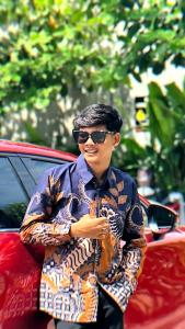 KEMEJA PREMIUM WIRAGUNA BATIK FLORIST