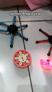 R. Toys spinner robot mainan Fidget spinner bentuk robot promo bisa cod