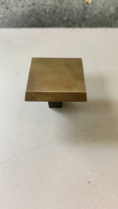Knob Laci Lemari Meja Kuningan Antik Motif Kotak 4 x 4 cm 1 Pcs