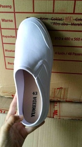 SEPATU KARET APD NON MEDIS WARNA PUTIH