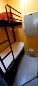 Bunk bed customize singapore/helper bunk bed customize /smaller room bunk customize/kidsbunk bed customize