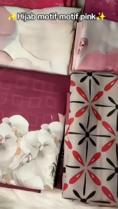 New Arrival Kerudung Segi Empat Motif Pink Fushia // Pink Fanta // Hijab Voal Printing Sublime Laser Cut / Jilbab Cici Tiung