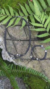 Vòng Hina - vòng tay - vòng cổ/ dây chuyền charm lá vintage