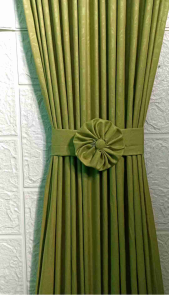 Gorden kupu kupu tinggi dua meter