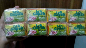 TEH GOPEK SUPER PREMIUM ASLI KOTA SLAWI 1 SLOP ISI 50PCS ( 9gr x 50pcs )