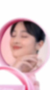 [ 100%ORI ]Glad2Glow 2in1 Perfect Pair Cushion Powder Foundation Waterproof Make Up Setting BB Cream Tahan Tahan 12Jam Hasil Akhir Glowing Dan Menyatu Dengan Warna Kulit Tekstur Ringan Di Wajah Full Coverage Velvet To Matte