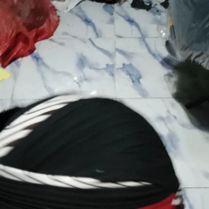 Blangkon Lipat Hitam Samurai Putih Jebeh Sliwir: Desain Tradisional & Bahan Berkualitas Tinggi