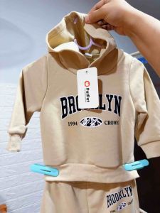 ป้าย PatPat Kids Boy/Girl เสื้อผ้าเด็กชาย/เด็กหญิง  Size 6-9 M อายุ 6-9 เดือน เสื้อมีฮู้ดแขนยาวสีเบจ