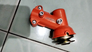 Gear Case Assy 328 Kotak Kepala Pisau Mesin Potong Rumput Gendong