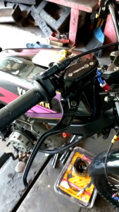 MASTER REM BREMBO UNIVERSAL MOTOR CBR NINJA R15 VIXION KLX CRF TIGER RX KING SATRIA FU BEAT SCOOPY MIO DLL