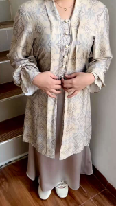 (COD) New Series One Set Fadilla Baju Kurung Melayu Armny Free Hijab//Setelan Melayu Terbaru Wanita Pesta Kekinian//Atasan Melayu Best seller Kekinian Realpict