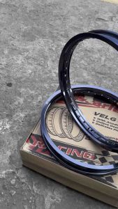 VELG SCARLET RACING SET DEPAN BELAKANG WR SHAPE RING 17 UKURAN 160-185 WARNA TITANIUM