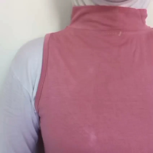 Manset Kaos Tangan Buntung Krah Tinggi