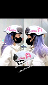 mũ bảo hiểm P.O.C  in hình gấu dâu ( kính bấm xịn) size từ 18 tuổi trở lên