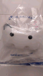 ถังน้ำมัน husqvarna sweden ของแท้ครับมาพร้อมสายน้ำมันและฝาน้ำมันยางกันกระแทกใต้ถัง