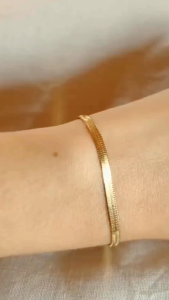 Gelang tangan pipih titanium anti karat/stainless steel pria/wanita