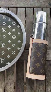 Đồng hồ treo tường L-V siêu hiếm 02