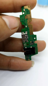 Papan Cas Infinix Hot 9 Play / Hot 10 Play / Hot 11 Play Pcb Board Mic ORG 100% IC Konektor Charger Handsfree Full Ic Rill Sesuai Gambar