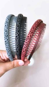 เสื้อผ้าที่คาดผม หวีเสียบสีด้านเนื้อแมท พร้อมส่งทันที พลาสติก